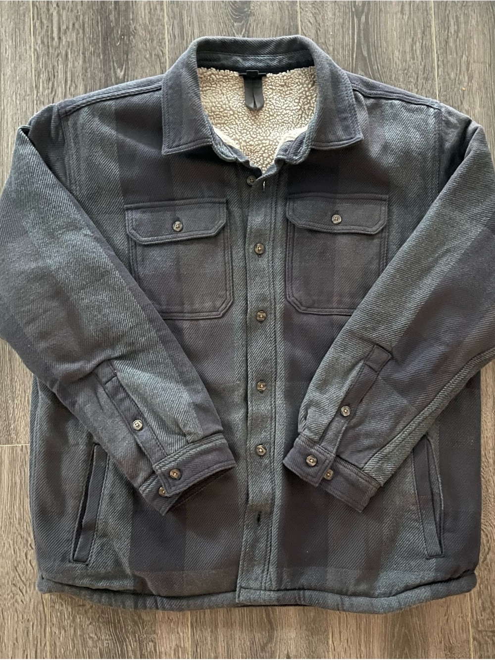Patagonia Men's Charcoal Pile-Lined Jacket